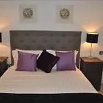 Ng Apartments London